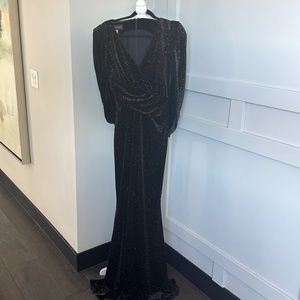 Beautiful Rosinis Gown. Stunning 😍